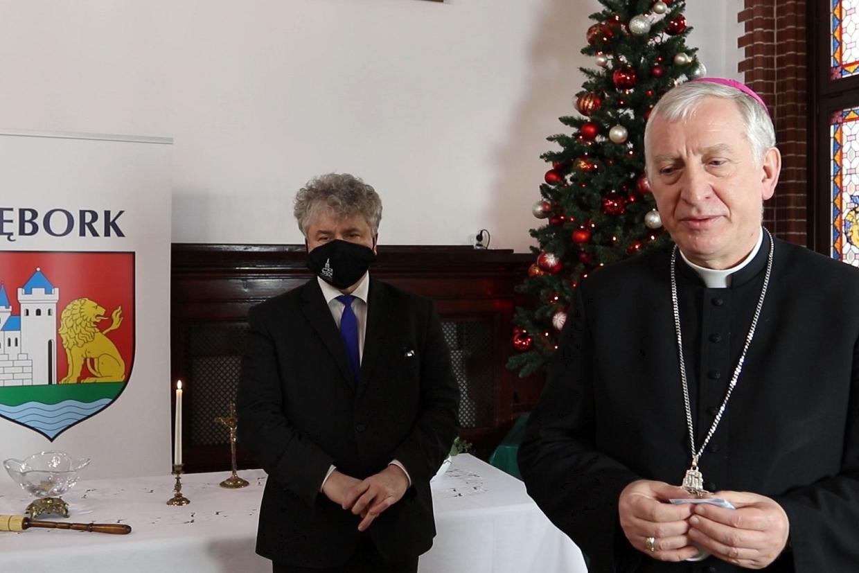 Biskup Ryszard Kasyna z wizytą duszpasterską w Ratuszu