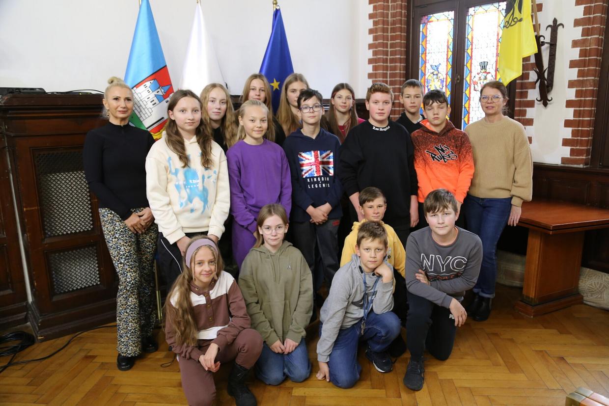 „Otwarta firma” w Urzędzie Miejskim w Lęborku – wizyta uczniów klasy 6c