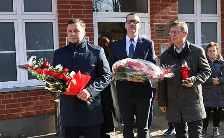 Czytaj o: W hołdzie ofiarom tragedii sprzed 81 lat w Lęborku