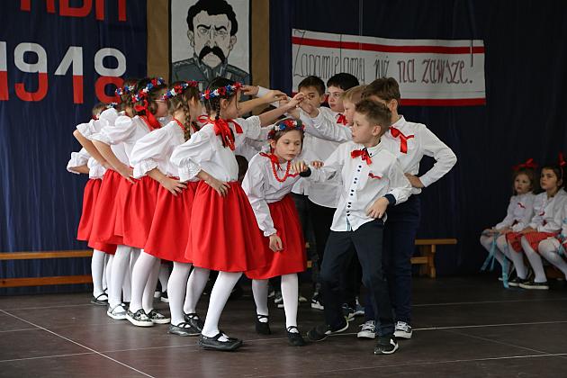 Uczniowie SJSP LTO uczcili rocznicę Niepodległości