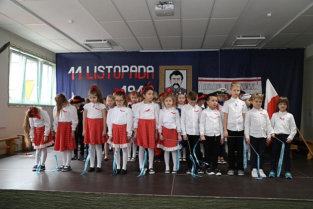 Uczniowie SJSP LTO uczcili rocznicę Niepodległości