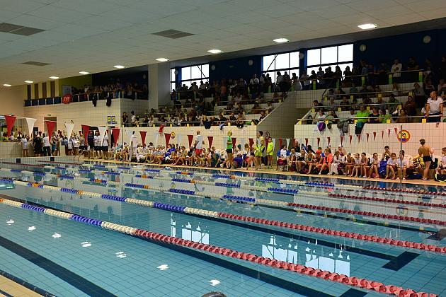 XII Ogólnopolskie Zawody Pływackie MEYN