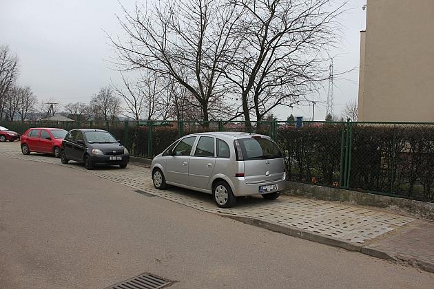 Nowe miejsca parkingowe przy Przedszkolu nr 9