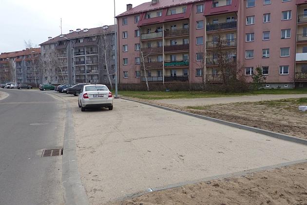Nowe miejsca parkingowe przy ulicy Teligi
