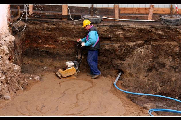 Odkryto fundamenty baszty