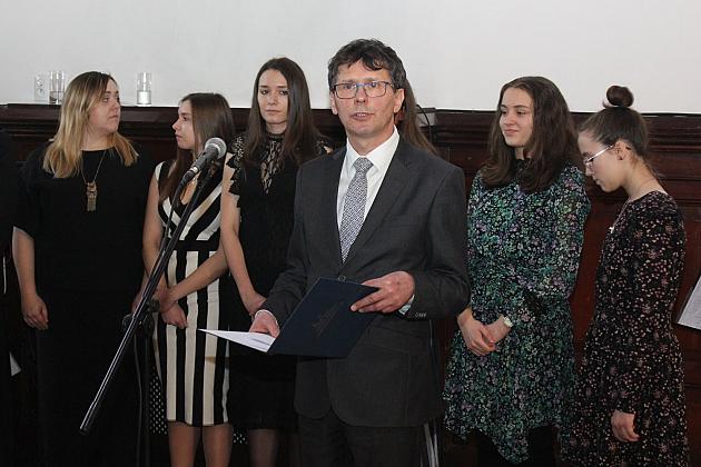 Biskup Ryszard Kasyna z kolędą w ratuszu