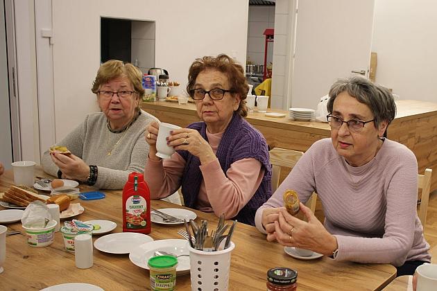 Aktywni seniorzy w Klubie Osiedlowym BAZA