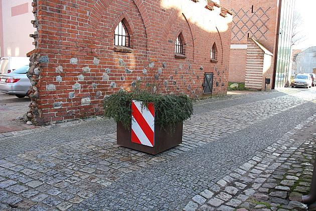 Udrożniony przejazd i parking przy szkole nr 3