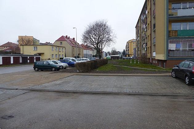 20 nowych miejsc parkingowych przy ulicy Słowackiego