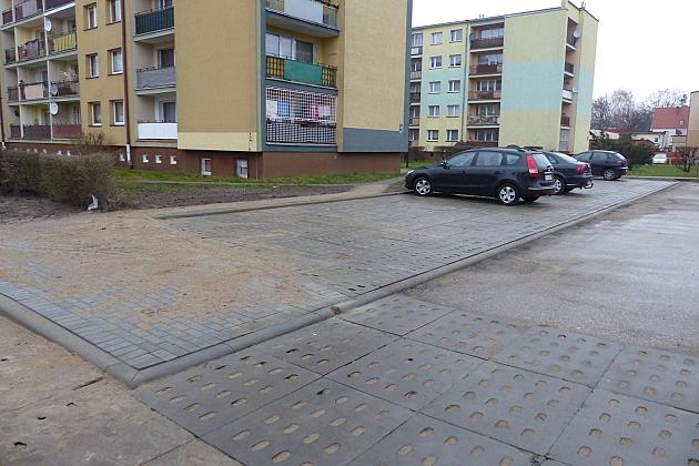20 nowych miejsc parkingowych przy ulicy Słowackiego
