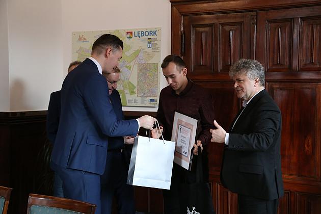 Młodzi sportowcy uhonorowani