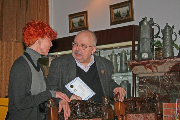 Profesor Kowalski napisał m.in. o Nipkowie