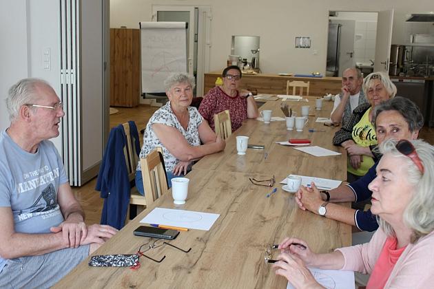 Zajęcia Seniorów w Klubie Osiedlowym BAZA