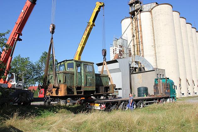 Lokomotywa odzyska blask. Po renowacji stanie przed dworcem kolejowym