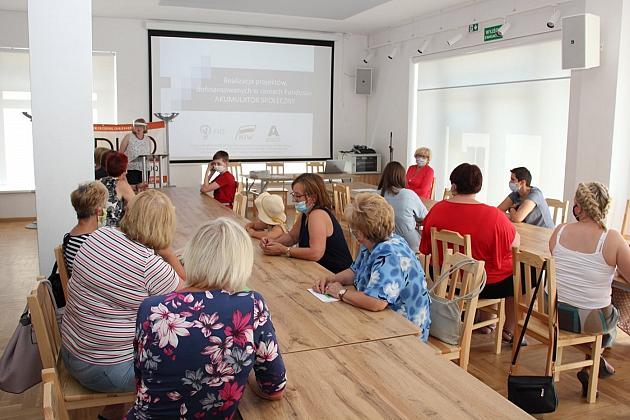 Umowy podpisane! Akumulator Społeczny wesprze obywatelskie inicjatywy