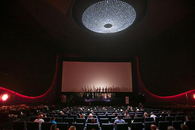 Premiera filmu „Nieletni inżynierowie” w Warszawie. Następny Lębork!