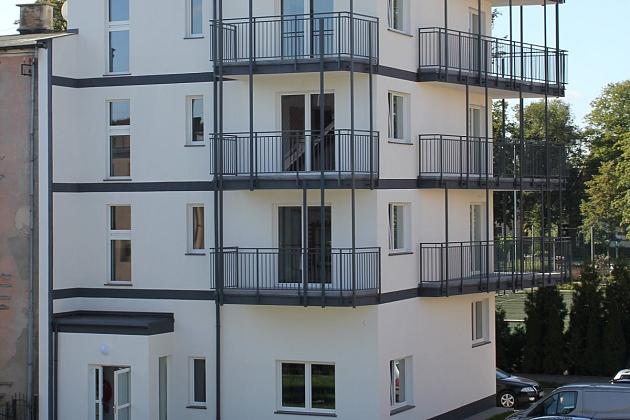 Budynek komunalny przy Placu Piastowskim gotowy do zasiedlania