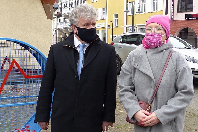 Serce na plastikowe nakrętki stanęło przy Staromiejskiej