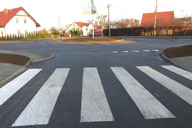 Rondo przy Komuny Paryskiej przebudowane