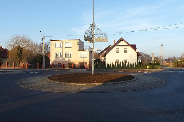 Rondo przy Komuny Paryskiej przebudowane