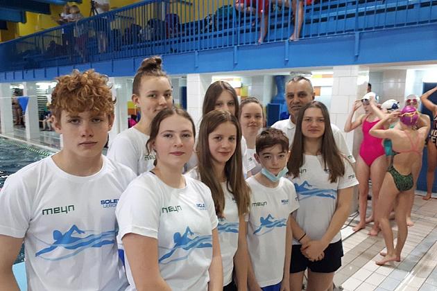Pływacy Solexu na podium