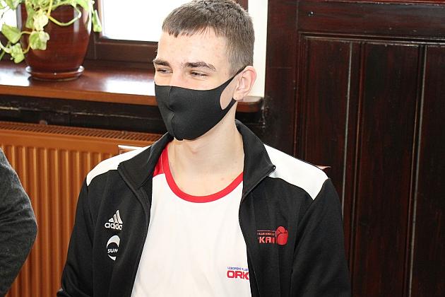 Nadzieja lęborskiego boksu w ratuszu