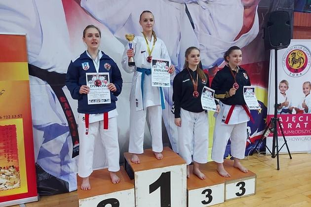 Shotokan Lębork z workiem medali w Legnicy