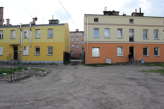 Podwórko przy Malczewskiego 22-24