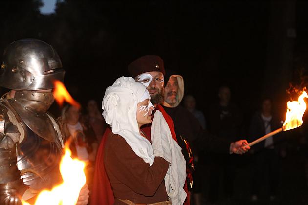 Spacerowali z duchami krzyżaków do trzech wież
