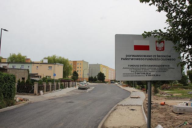 Most na Czołgistów i drogi dojazdowe z asfaltem