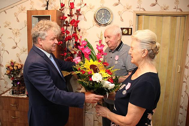 Jubileusz 50-lecia małżeństwa i medal dla Państwa Miotk