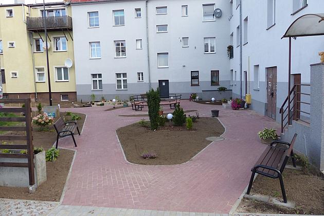 Przy Stryjewskiego utworzono podwórko integracyjne