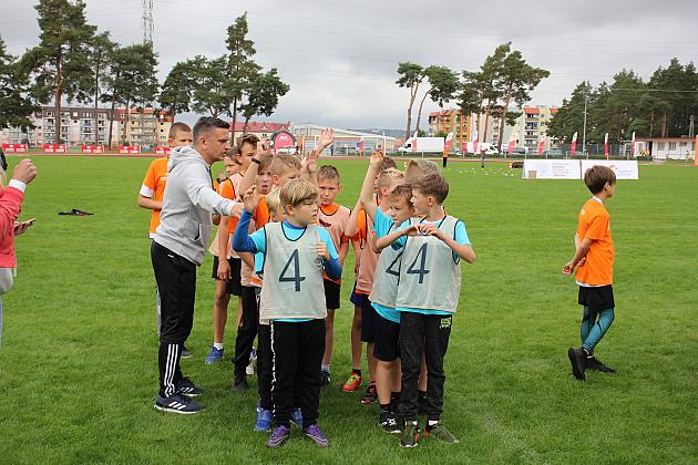 „Z podwórka na bieżnię”. Święto sportu na stadionie