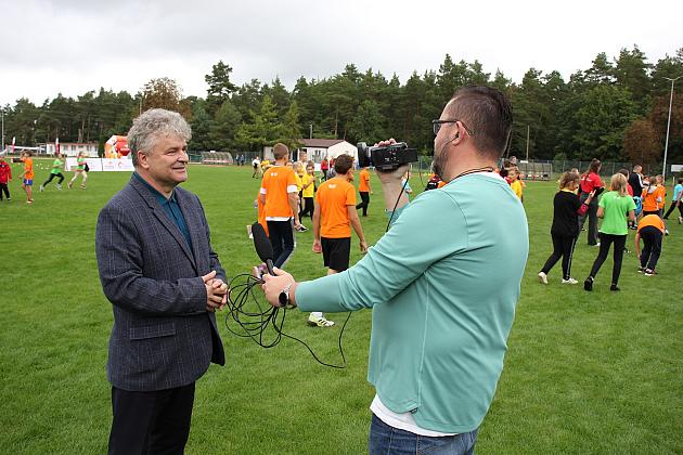 „Z podwórka na bieżnię”. Święto sportu na stadionie