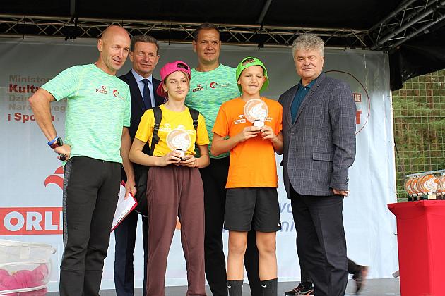 „Z podwórka na bieżnię”. Święto sportu na stadionie