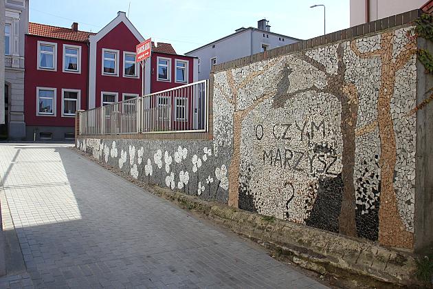 Razem z mieszkańcami. Podwórka integracyjne zmieniają Lębork