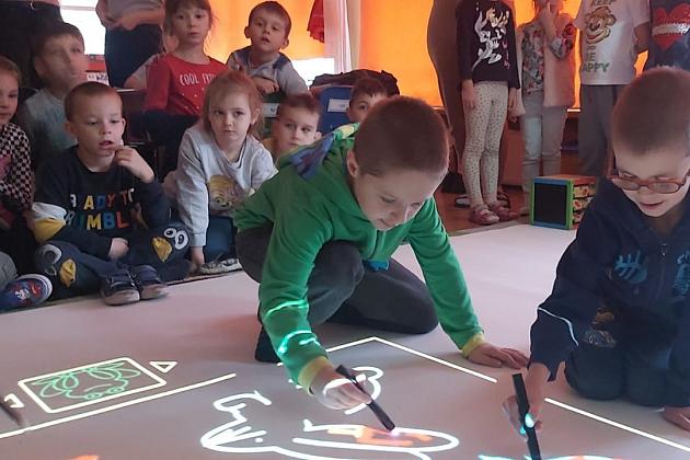 Interaktywna zabawa lęborskich przedszkolaków