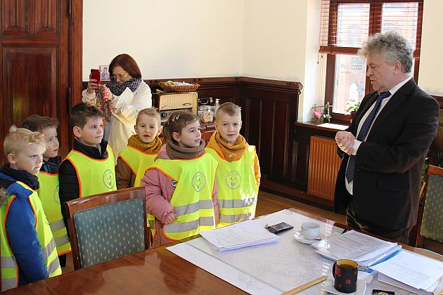 Przedszkolaki złożyły wielkanocne życzenia