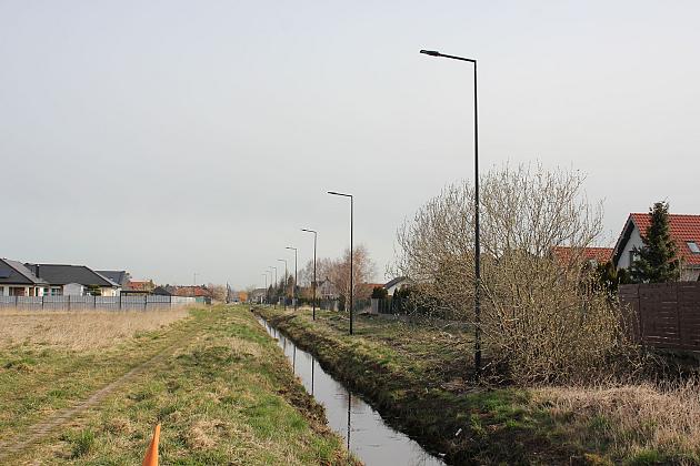 Nowe latarnie oświetlają ulice Strzelców Podhalańskich i Powstańców Warszawy