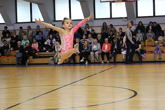 Pokazy gimnastyki artystycznej w Lęborku