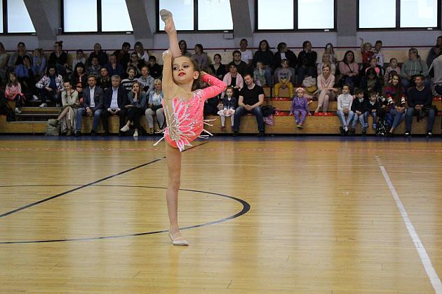 Pokazy gimnastyki artystycznej w Lęborku