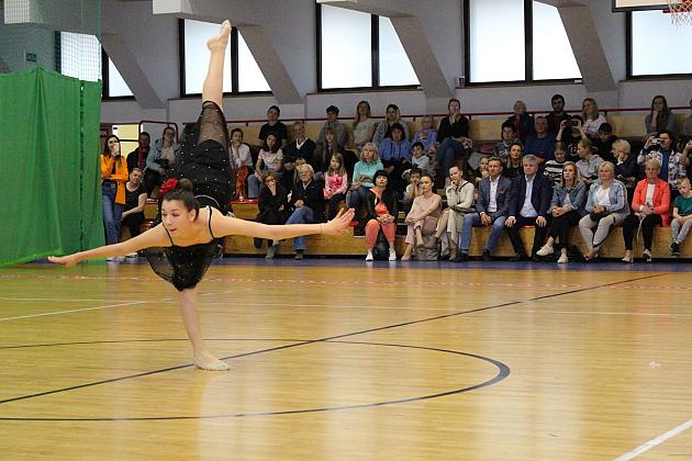 Pokazy gimnastyki artystycznej w Lęborku