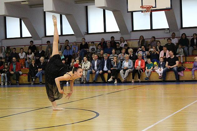 Pokazy gimnastyki artystycznej w Lęborku