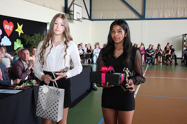 W Szkole Podstawowej nr 8 pożegnano ośmioklasistów