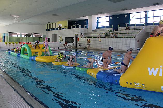 Szalona zabawa na Pływalni Miejskiej