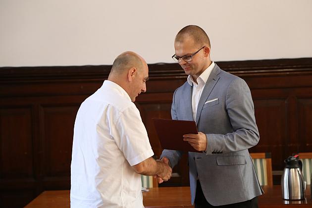 Spotkanie w ratuszu w sprawie nowego roku szkolnego