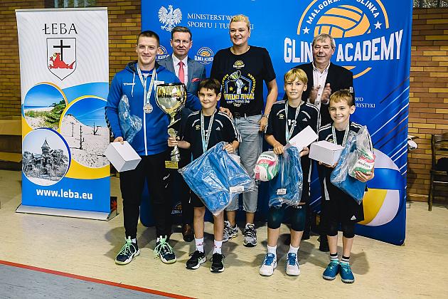 Siatkarze i siatkarki Glinka Academy rywalizowali w Lęborku i w Łebie