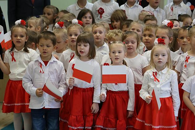 Przedszkolaki odśpiewały hymn