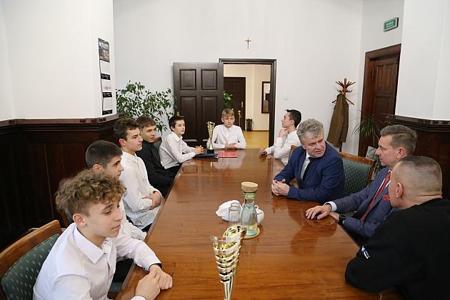 Mistrzowie Polski w karate WKF w ratuszu