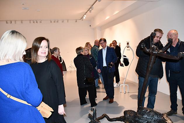 ODZYSKANE IMPERIUM - wystawa prac Mateusza Pęka